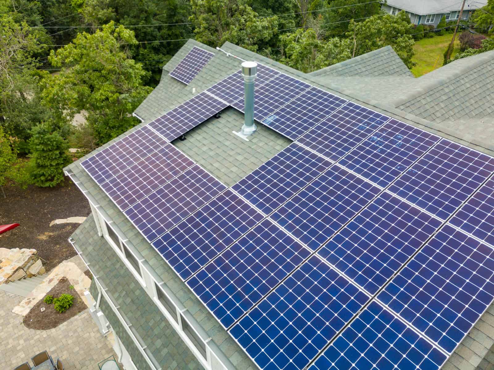 Inspekce fotovoltaické elektrárny dronem